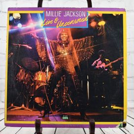 Live And Uncensored - 1979 • Álbum