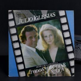 Música de La Película Todos Los Días, Un Día - 1979 • Álbum