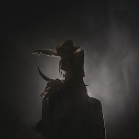 Cowgirl - 2024 • Sencillo/EP
