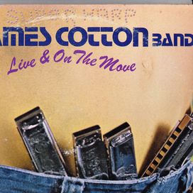 Live And On The Move - 1990 • Álbum