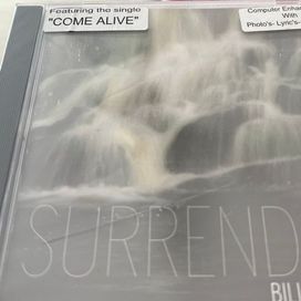 Surrender - 2005 • Álbum