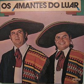 Os Amantes do Luar (1977) - 1977 • Álbum