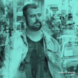 Um - 2017 • Álbum