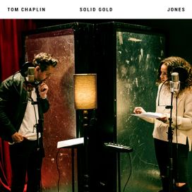 Solid Gold - 2017 • Sencillo/EP