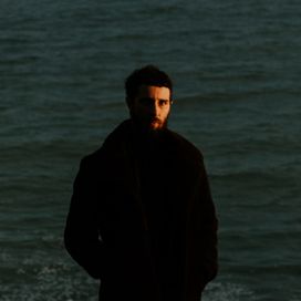 Moon - 2022 • Sencillo/EP