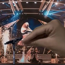 tá foda (Ao Vivo No Grammy Latino 2026) - 2026 • Single/EP
