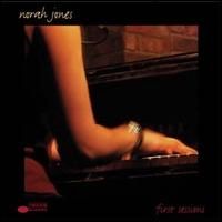 First Sessions - 2001 • Álbum