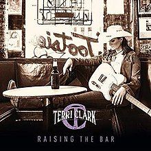 Raising The Bar - 2018 • Álbum