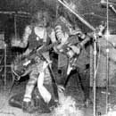 L 7 - 2001 • Álbum