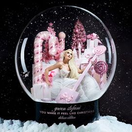 You Make it Feel Like Christmas (Deluxe Edition - 2025) - 2025 • Álbum