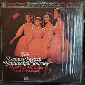 Sentimental Journey: 22 Golden Memories - 1977 • Álbum