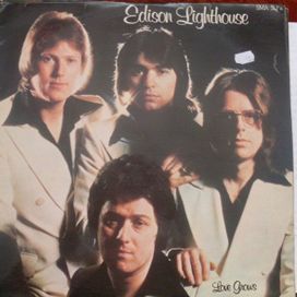 Love Grows - 1977 • Álbum