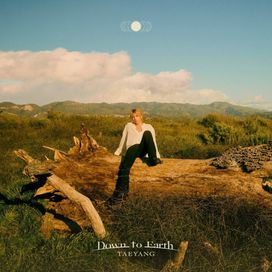 Down to Earth - 2023 • Sencillo/EP