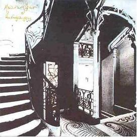 She Hangs Brightly - 1990 • Álbum