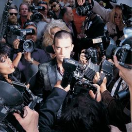 Life Thru a Lens - 1997 • Álbum