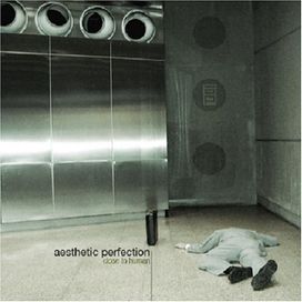 Close To Human - 2005 • Álbum