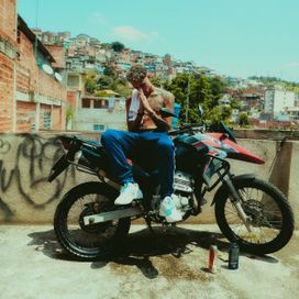 Paraíso Periférico (part. Veigh) - 2022 • Single/EP