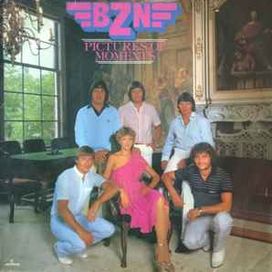Pictures Of Moments - 1982 • Álbum