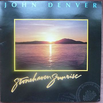 Letra da música Sunshine on my shoulders - John Denver