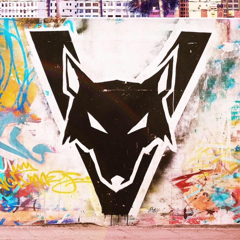 Portada de la canción "Feels Good", de Volumes