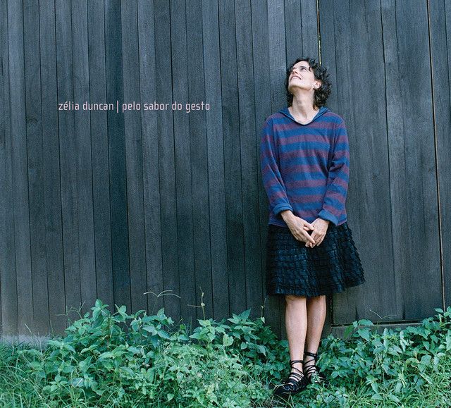 Portada de la canción "Tudo Sobre Voce", de Zélia Duncan