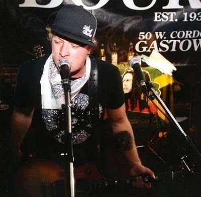 Portada de la canción "Driftin", de Daniel Wesley