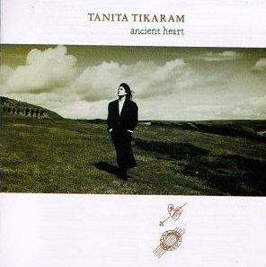 Portada de la canción "Cathedral Song", de Tanita Tikaram