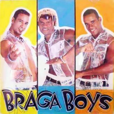 Portada de la canción "Bomba", de Bragaboys