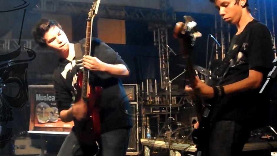 Foto de R.L.X. Remember Lying