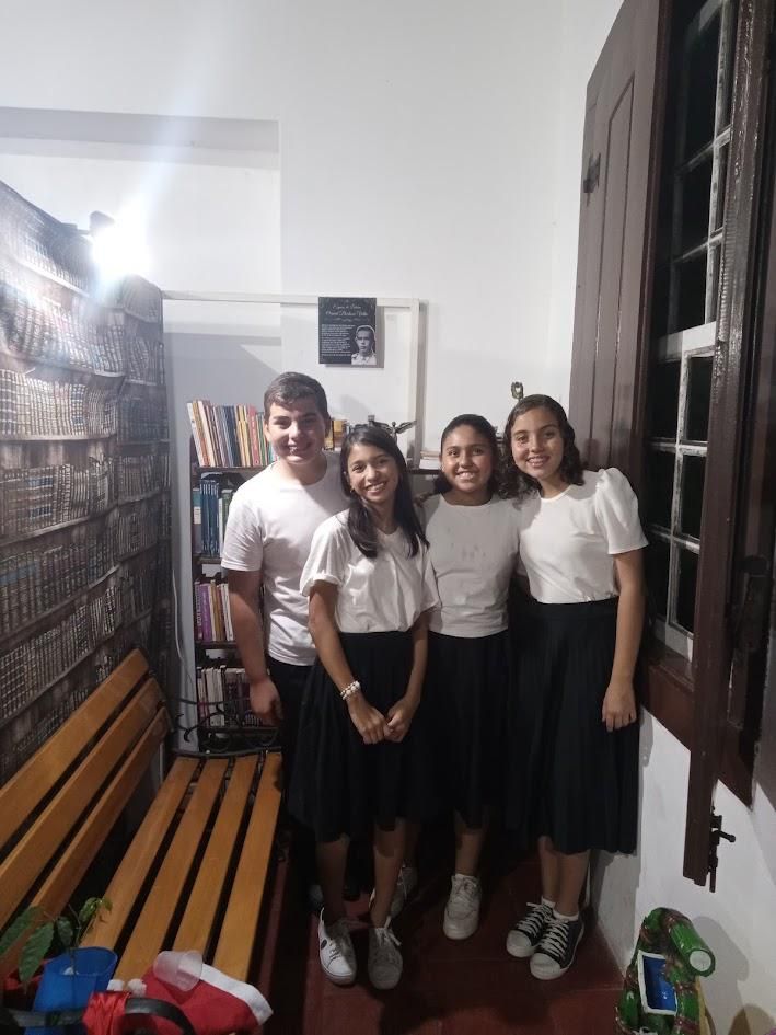 Foto de Sara R., Manuela e Davi X., Mª Teresa N.