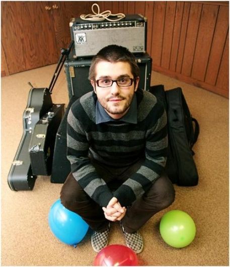 Foto de Into It. Over It.