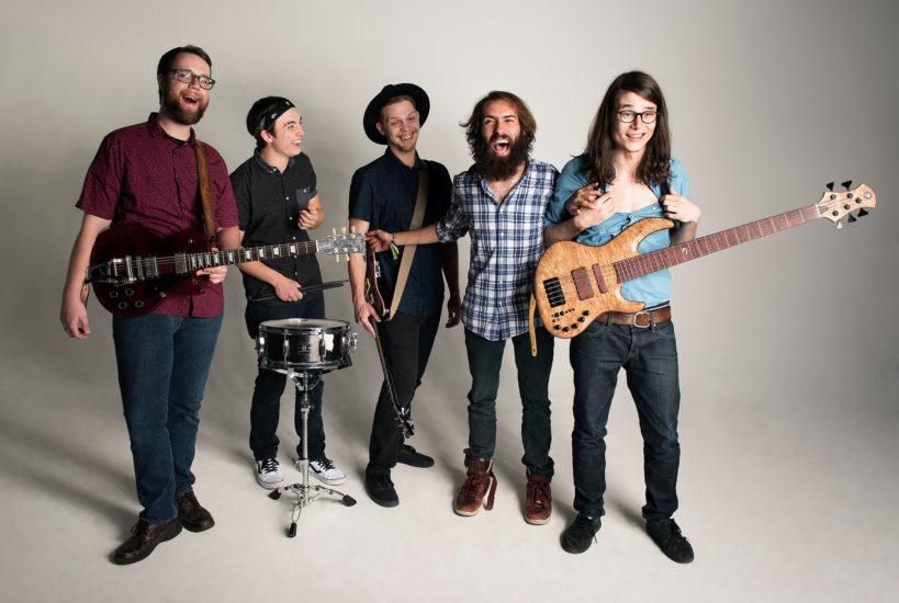 Foto de Rainbow Kitten Surprise