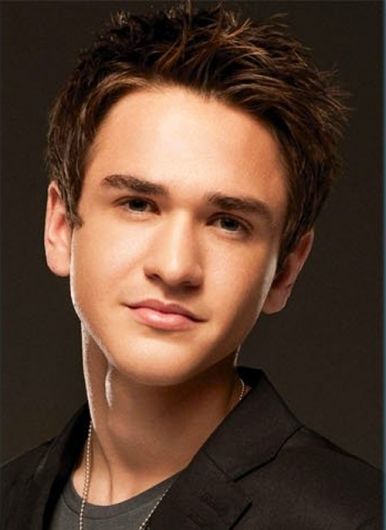 Photo of Aaron Kelly