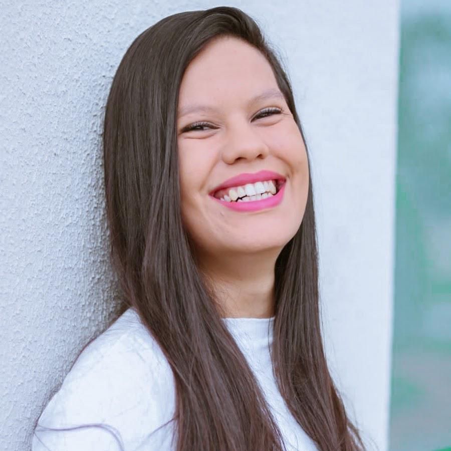 Photo of Débora Ulhoa