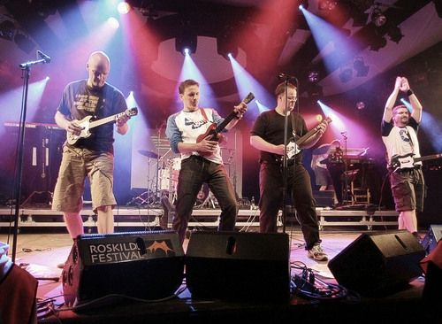 Foto de Press Play On Tape