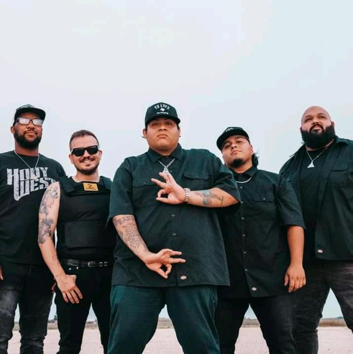 Foto de Giovannie & The Hired Guns