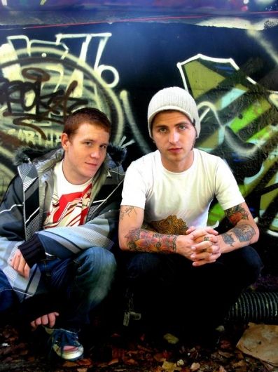 Foto de Under Foreign Skies