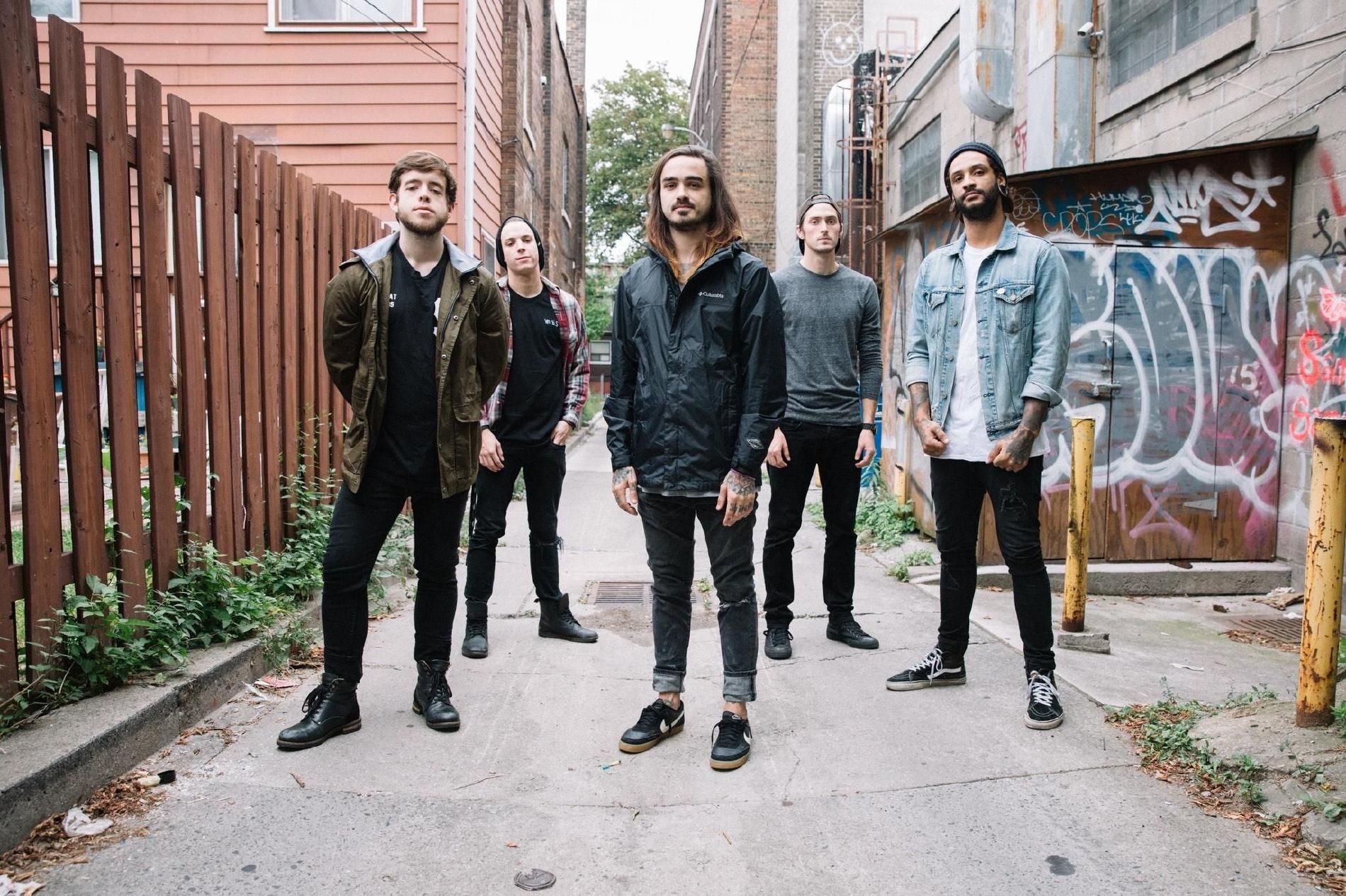 Foto de Like Moths To Flames