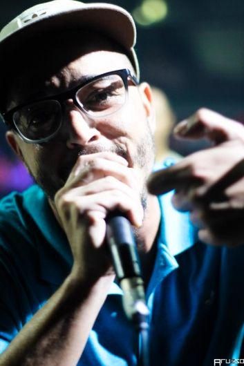 Foto de Akira Presidente