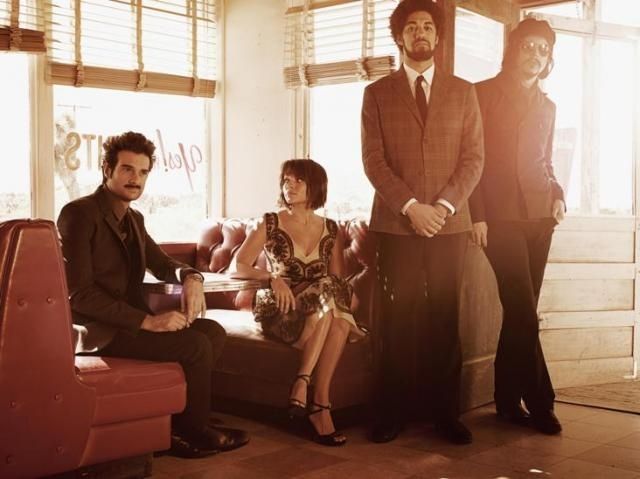 Foto de Danger Mouse and Daniele Luppi