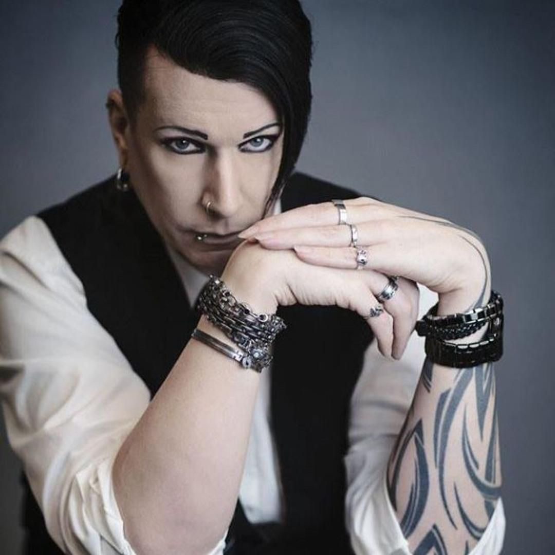 Foto de She Hates Emotions