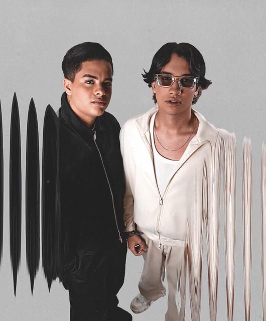 Foto de Kaká e Pedrinho