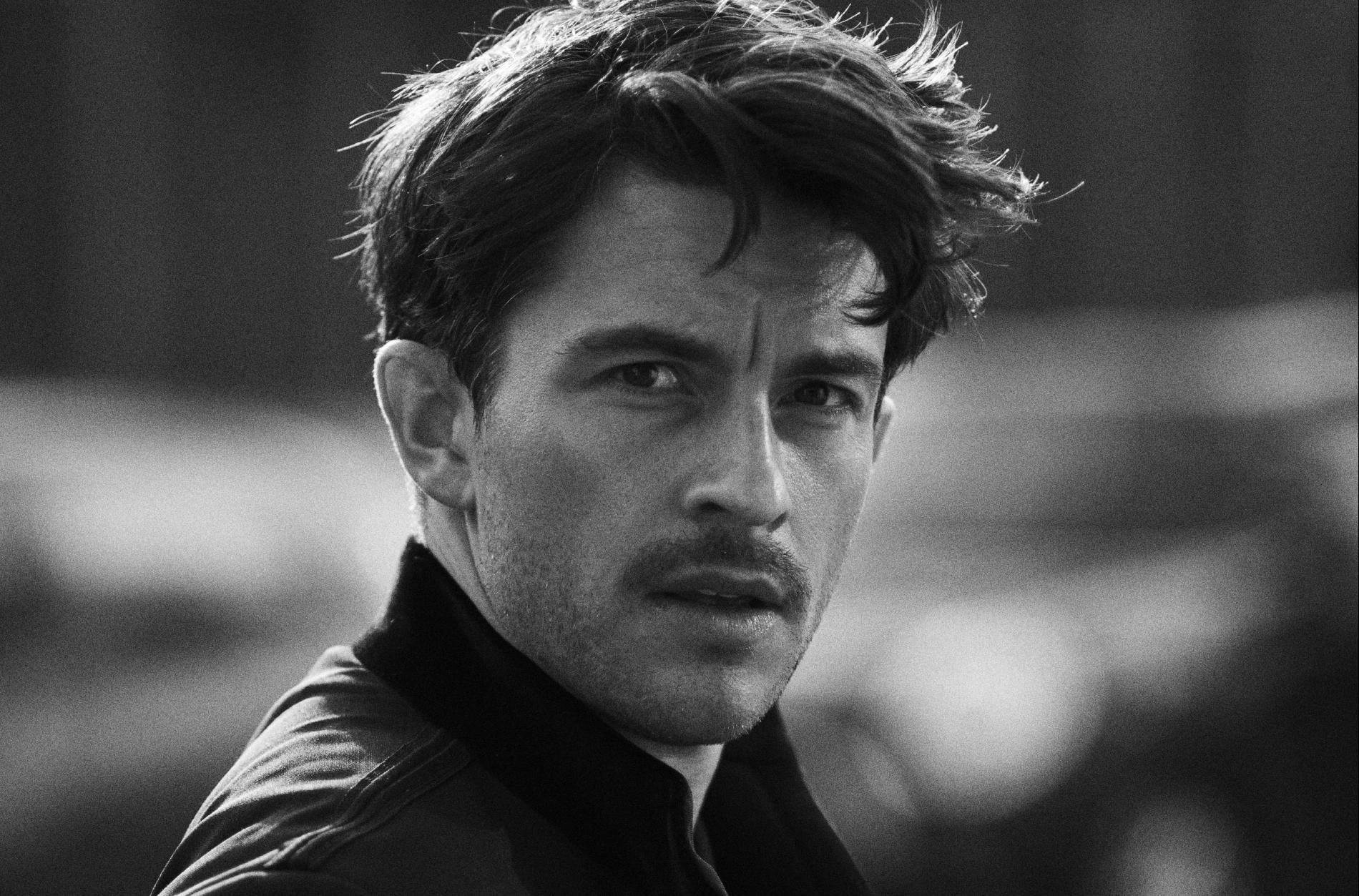 Photo of Jonathan Bailey