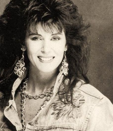 Photo of Linda Martin