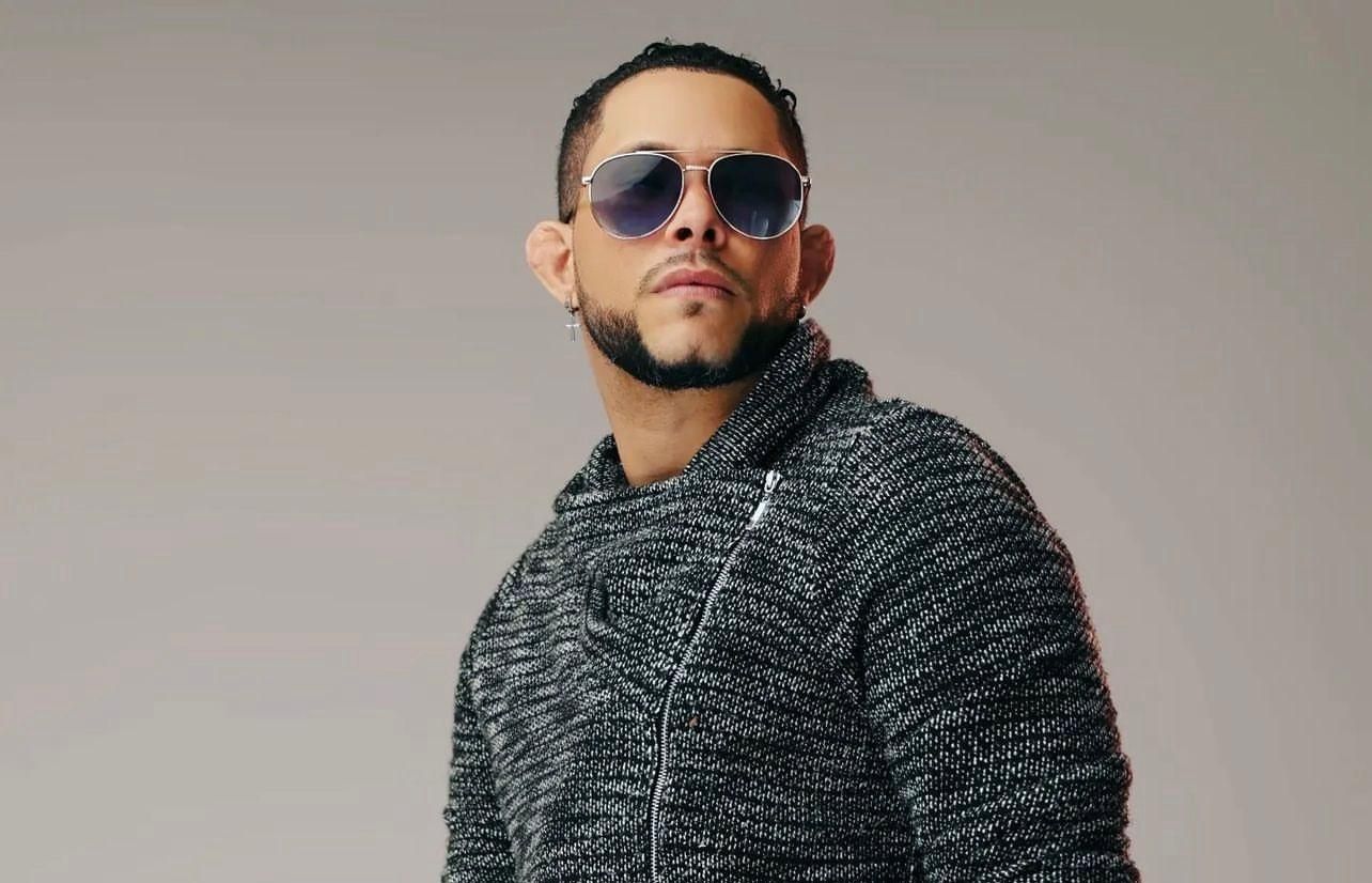 Foto de Evidence (Bachata)