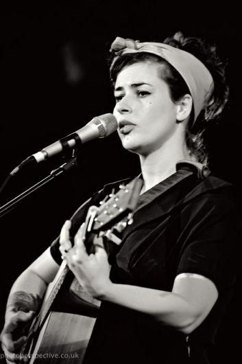 Foto de Louise and The Pins