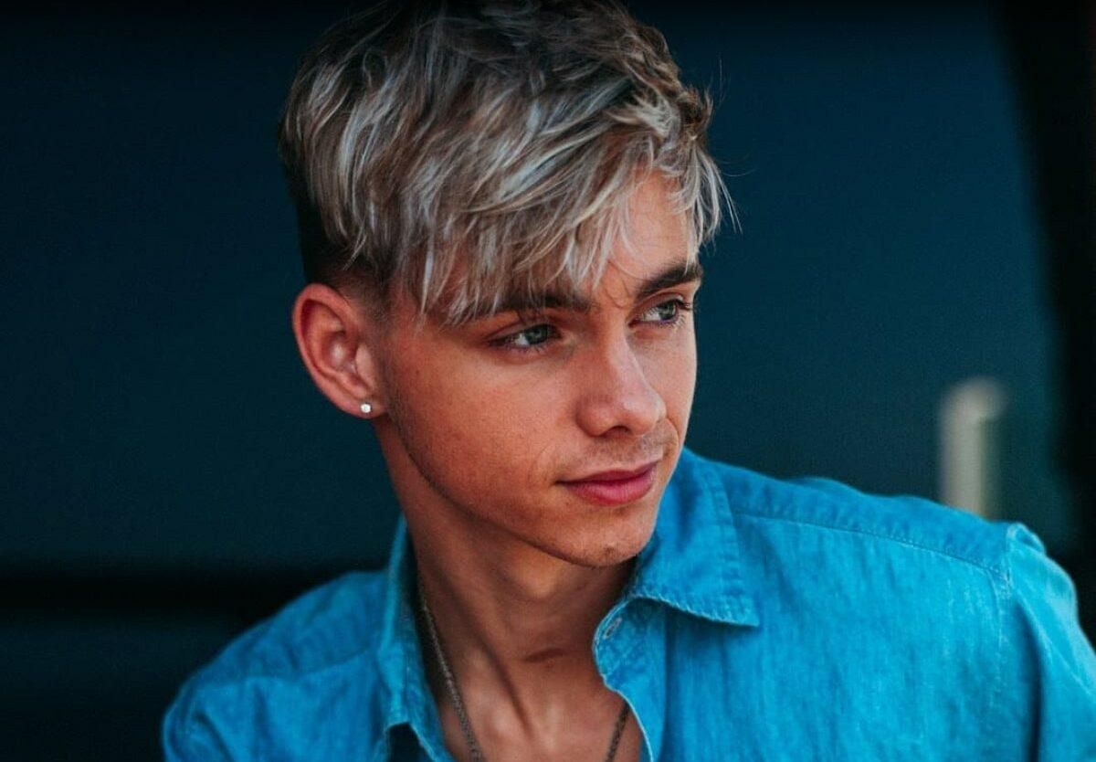 Photo of Corbyn Besson