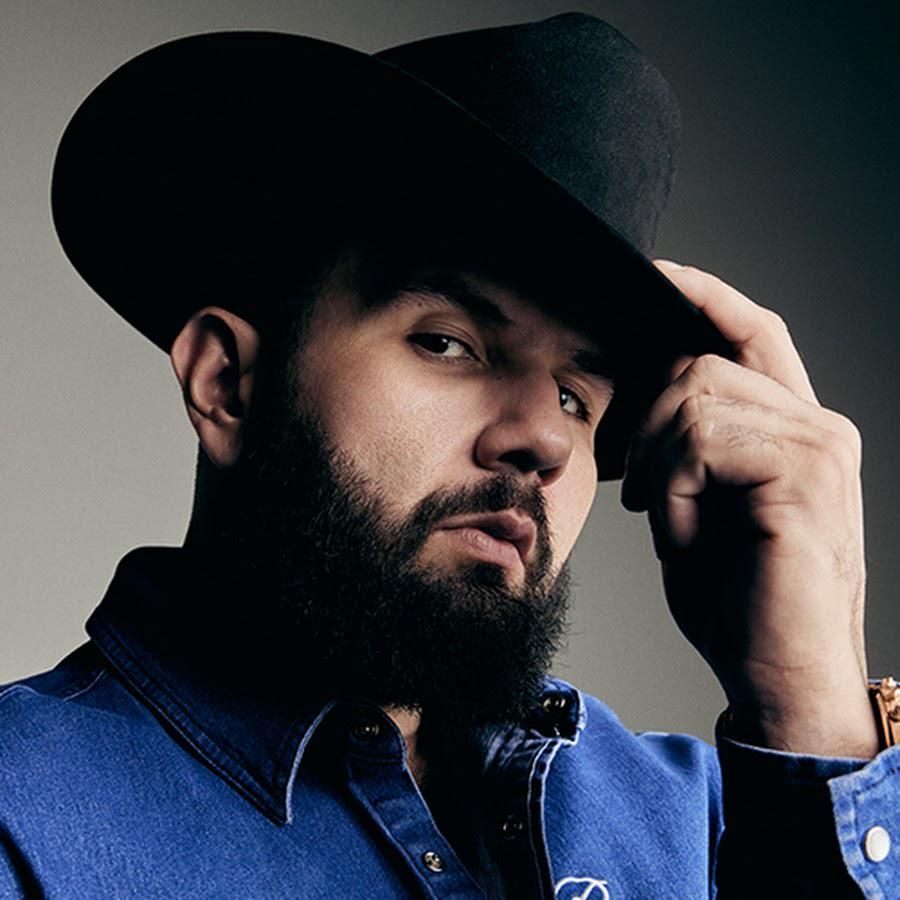 Foto de Carín León