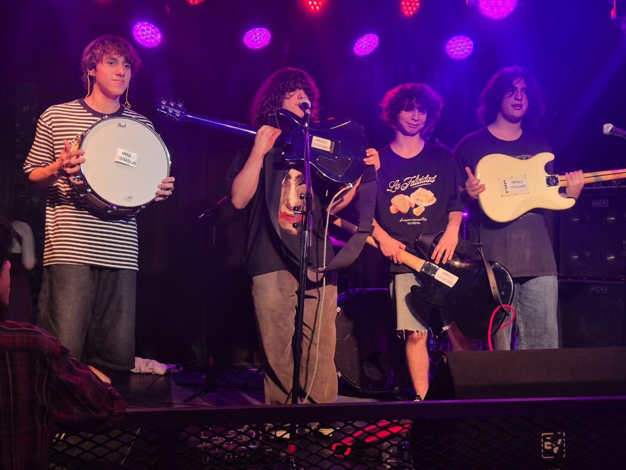 Foto de Amables Ciudadanos