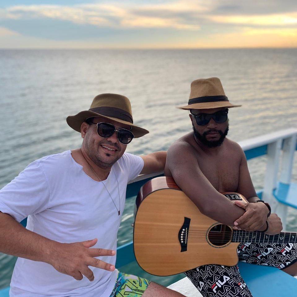 Foto de Johnny e Denis